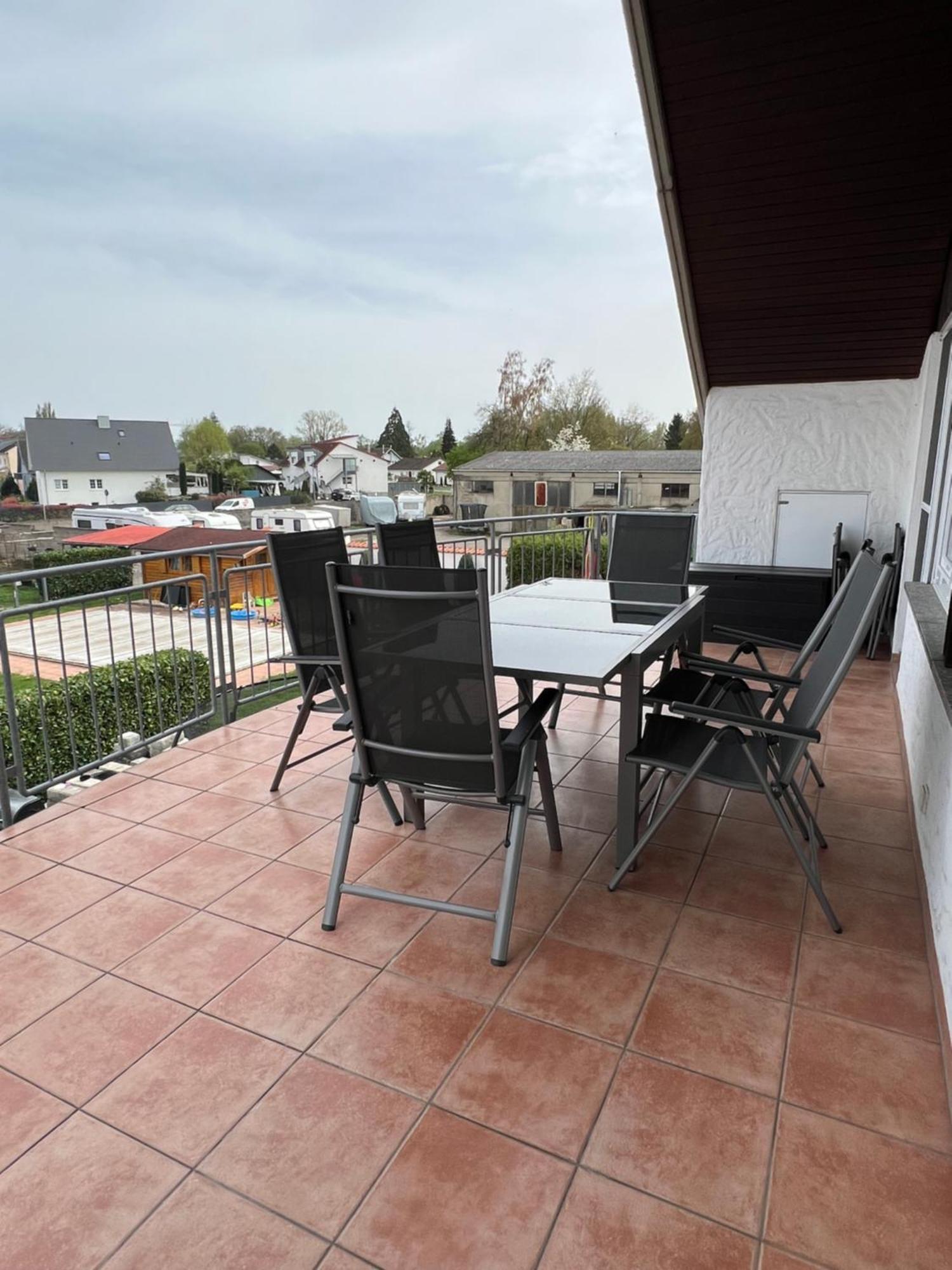 Ferienwohnungen Zur Elz - Traumhafte 160 Qm Wohnung Mit Pool Und Garten Naehe Des Europaparks Kappel-Grafenhausen Exterior photo